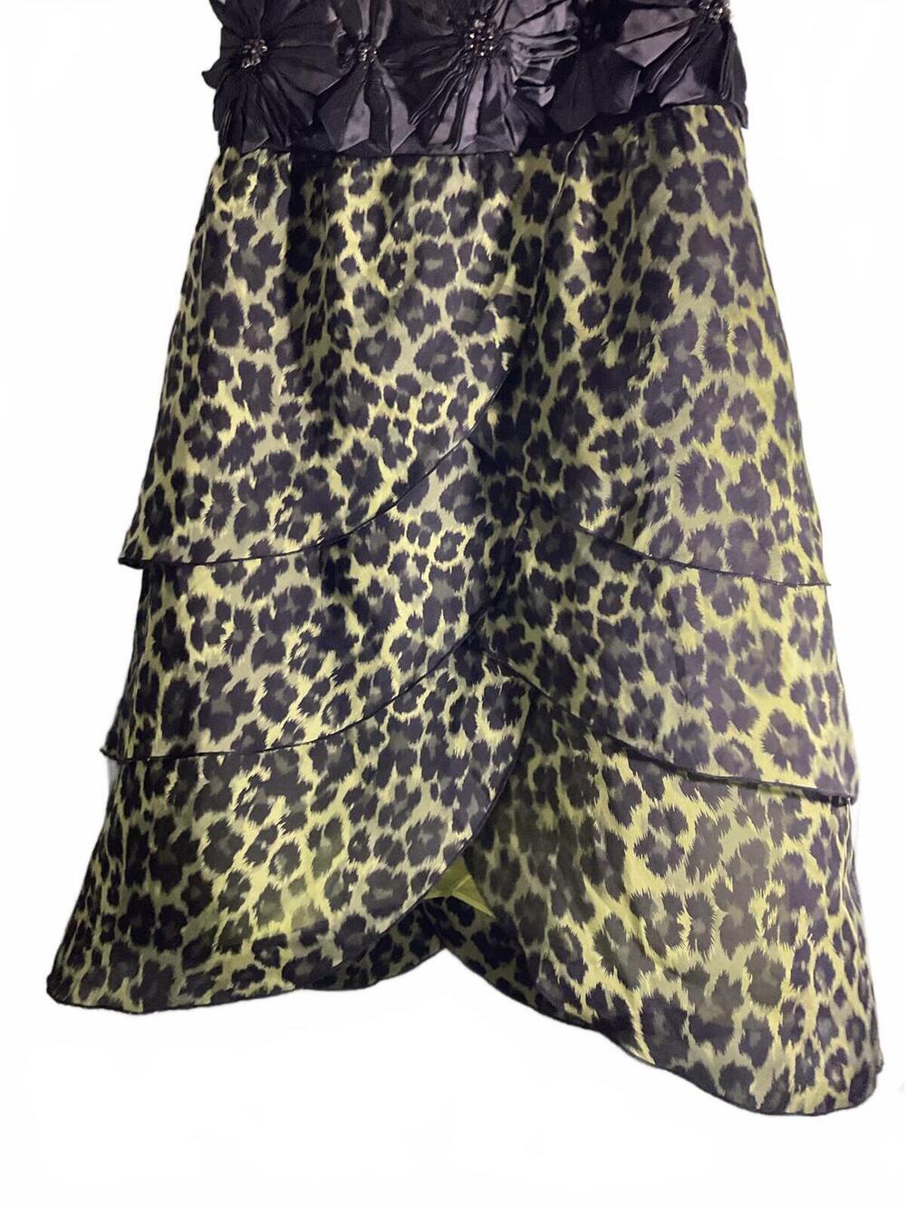 Alice + Olivia Green Strapless Silk Leopard Print Tiered Mini Skirt Small - Picture 4 of 10